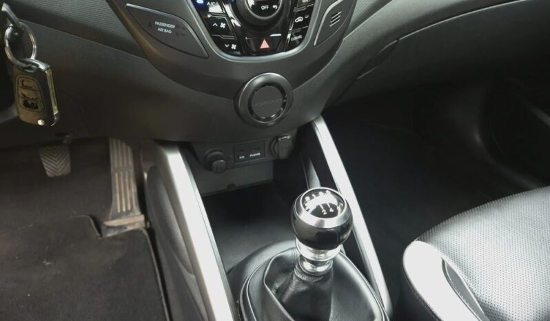 Hyundai Veloster 1.6 Turbo Matt Finish full