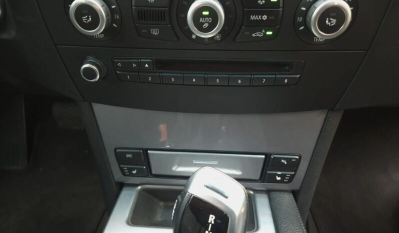 BMW Seria 5 530d Sport-Aut full