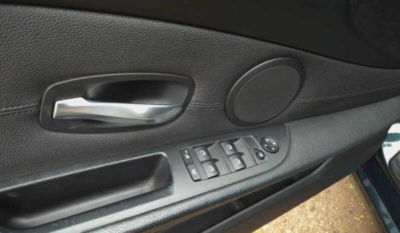 BMW Seria 5 530d Sport-Aut full