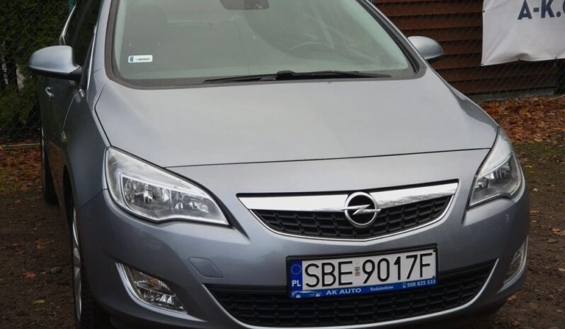 Opel Astra COSMO Serwisowana Pół Skóra Klimatronik Bluetooth Tempomat GWARANCJA full