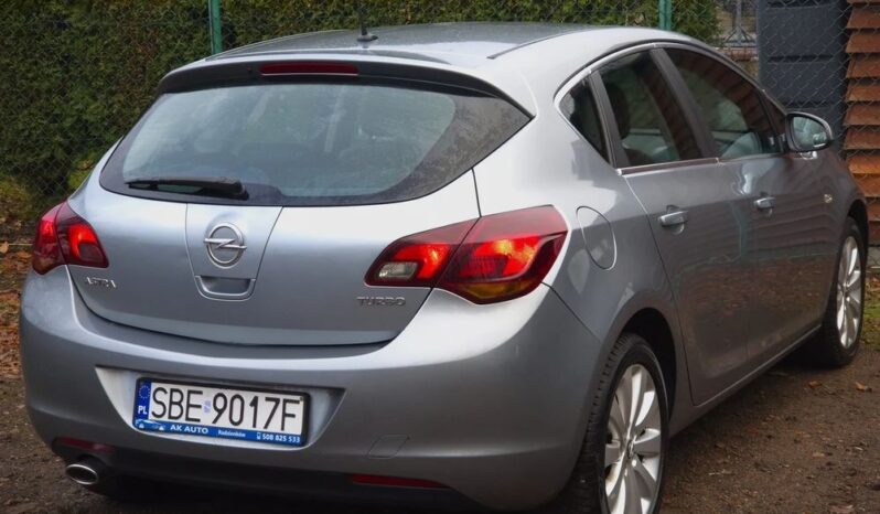 Opel Astra COSMO Serwisowana Pół Skóra Klimatronik Bluetooth Tempomat GWARANCJA full