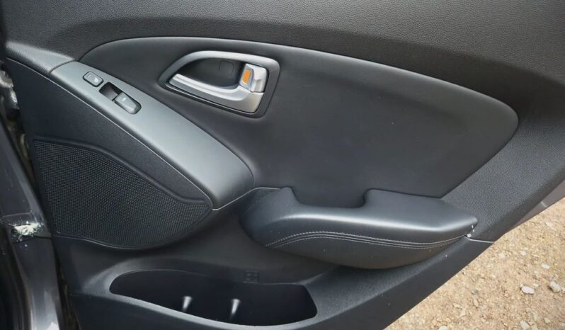 Hyundai ix35 Xenon 2xLED Nawigacja Kamera Pół Skóra 4xGrzane Fotele GWARANCJA full