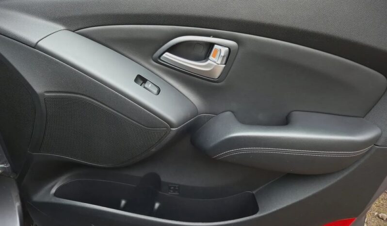 Hyundai ix35 Xenon 2xLED Nawigacja Kamera Pół Skóra 4xGrzane Fotele GWARANCJA full