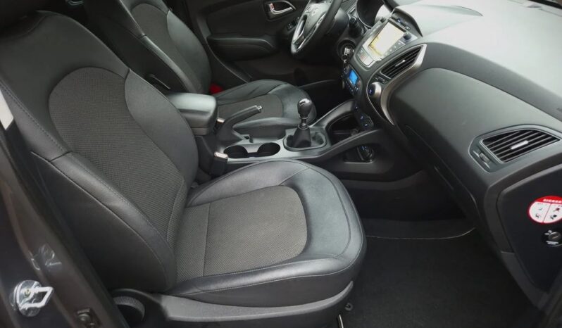 Hyundai ix35 Xenon 2xLED Nawigacja Kamera Pół Skóra 4xGrzane Fotele GWARANCJA full