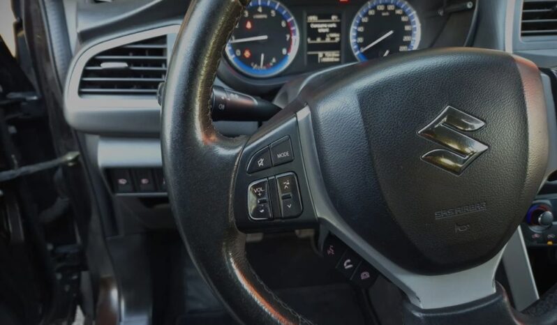 Suzuki SX4 S-Cross Bezwypadkowy Xenon Nawigacja Kamera cofania Keyless Czujniki full