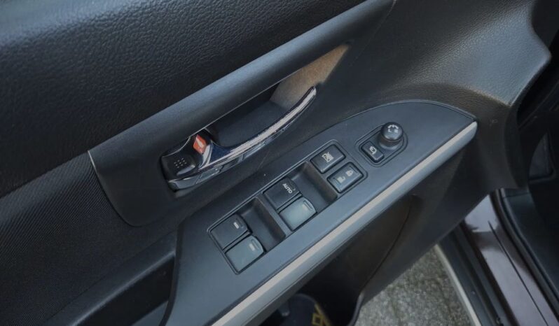 Suzuki SX4 S-Cross Bezwypadkowy Xenon Nawigacja Kamera cofania Keyless Czujniki full