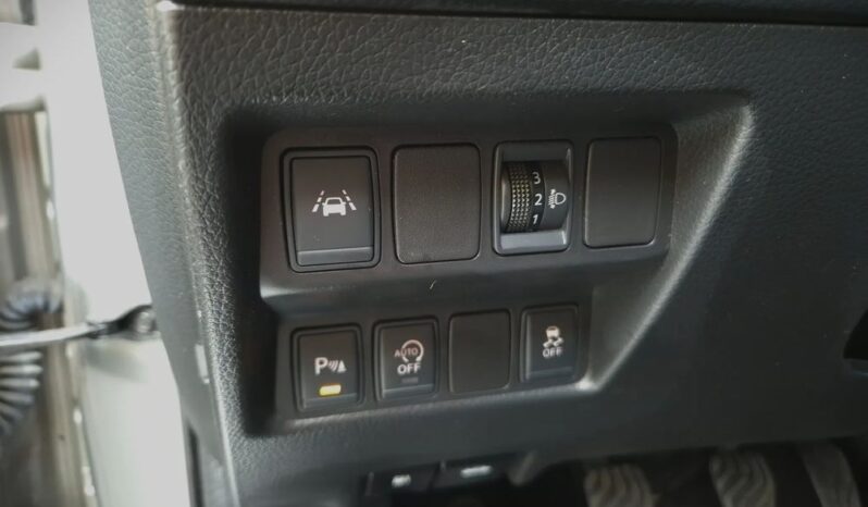 Nissan Qashqai Serwis Kamera 360 Nawigacja Znaki Drogowe Grzane Fotele Radar 2Kpl.ALU full