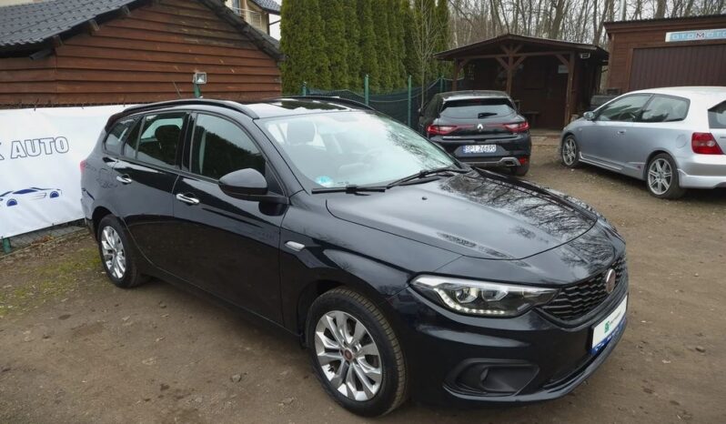 Wersja Lounge LED Nawigacja Kamera Cofania Radar Grzane Fotele 2 kpl. Kół full