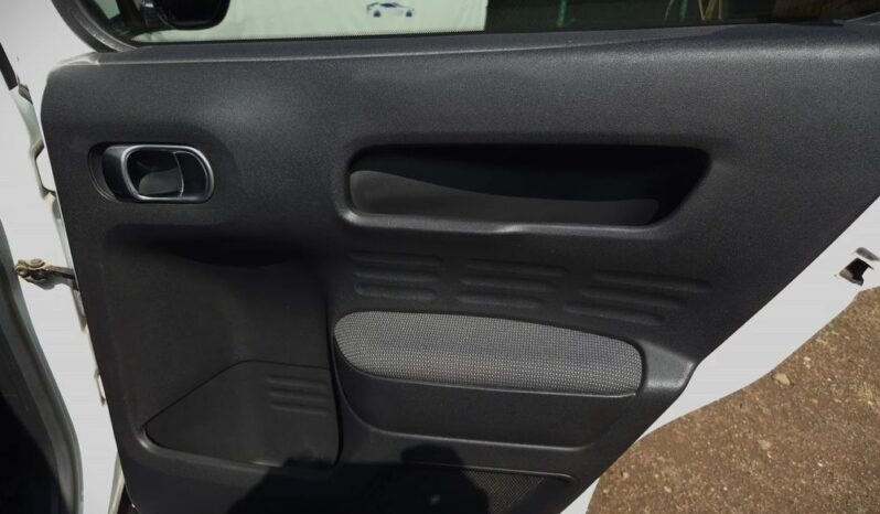 1 Właściciel Nawigacja Kamera Cofania Duży Ekran Klimatronik GWARANCJA full