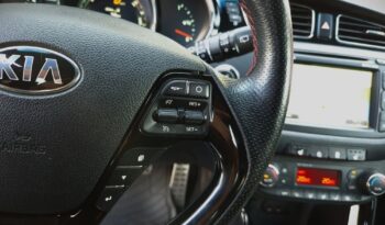 Xenon Nawi Kamera Alcantara Podgrz. Fotele/Kierownica Lakier Perła full