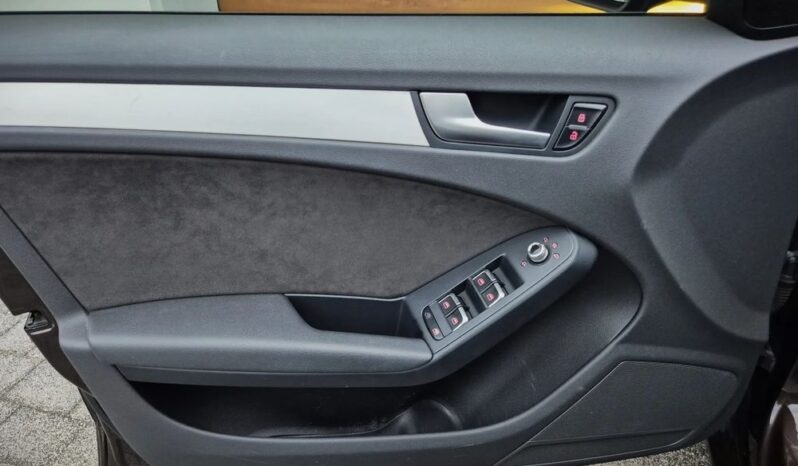 S-Line Sportpaket Bi Xenon Led Nawi Skóra/Alcantara Czarny sufit 2xALU full