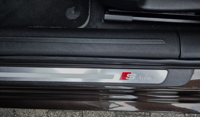 S-Line Sportpaket Bi Xenon Led Nawi Skóra/Alcantara Czarny sufit 2xALU full