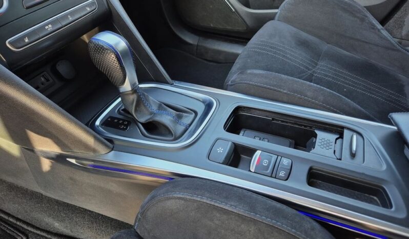 Renault Megane ENERGY TCe 205 EDC GT full