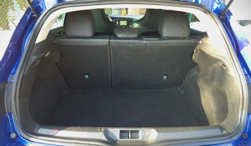 Renault Megane ENERGY TCe 205 EDC GT full