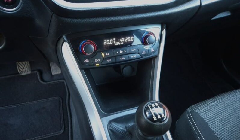 Suzuki SX4 S-Cross Bezwypadkowy Xenon Nawigacja Kamera cofania Keyless Czujniki full