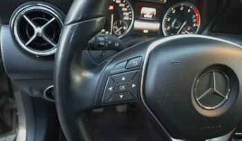 Mercedes-Benz Klasa A Bezwypadkowy Bi Xenon Pół Skóra Led Sportowe Grzane Fotele full