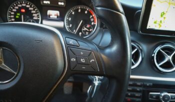 Mercedes-Benz Klasa A Bezwypadkowy Bi Xenon Pół Skóra Led Sportowe Grzane Fotele full