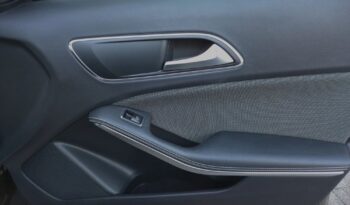 Mercedes-Benz Klasa A Bezwypadkowy Bi Xenon Pół Skóra Led Sportowe Grzane Fotele full