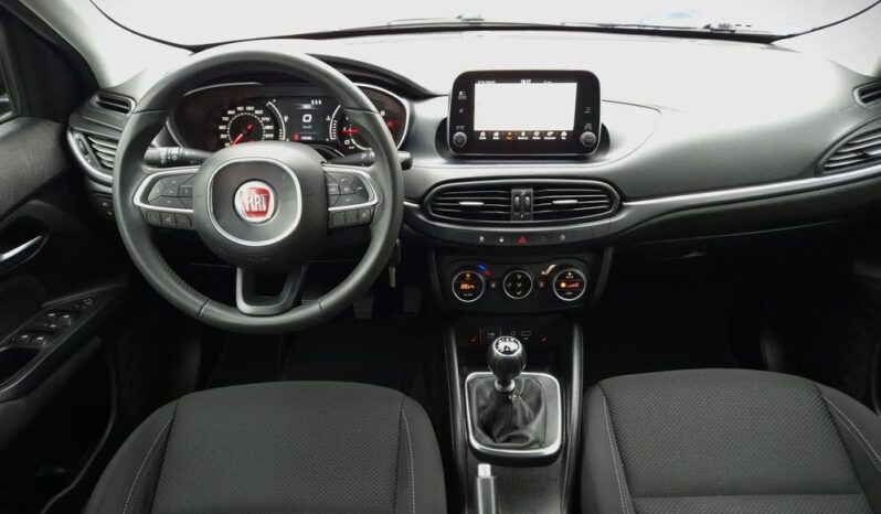 Wersja Lounge LED Nawigacja Kamera Cofania Radar Grzane Fotele 2 kpl. Kół full