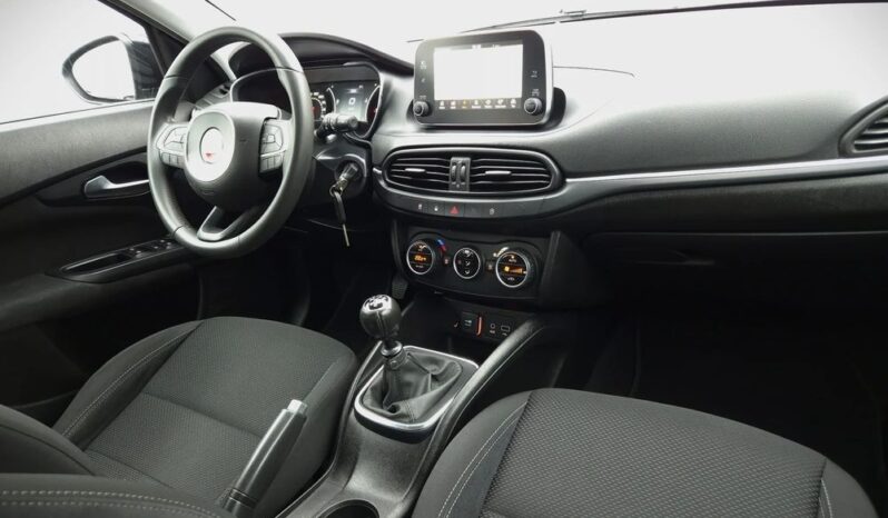 Wersja Lounge LED Nawigacja Kamera Cofania Radar Grzane Fotele 2 kpl. Kół full