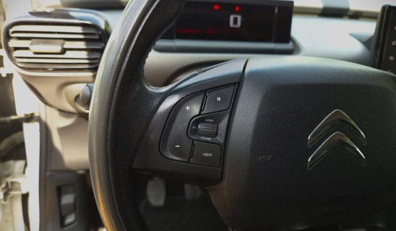 1 Właściciel Nawigacja Kamera Cofania Duży Ekran Klimatronik GWARANCJA full