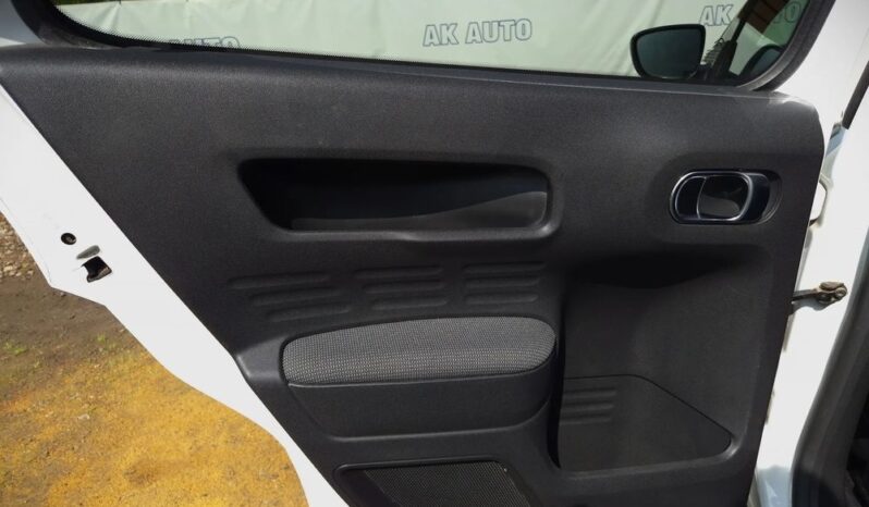 1 Właściciel Nawigacja Kamera Cofania Duży Ekran Klimatronik GWARANCJA full