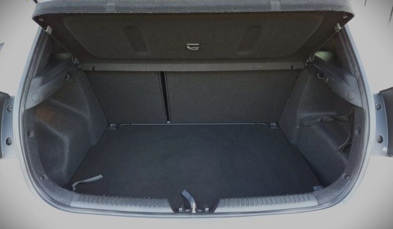 Xenon Nawi Kamera Alcantara Podgrz. Fotele/Kierownica Lakier Perła full