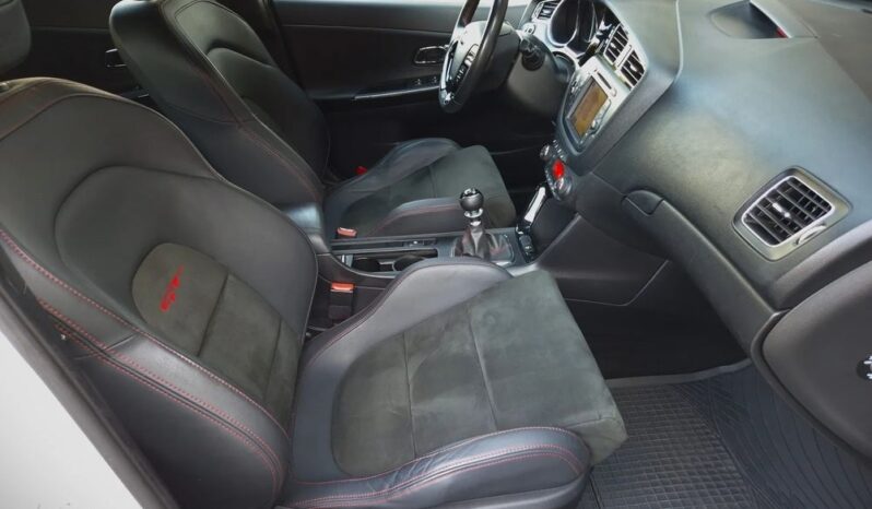 Xenon Nawi Kamera Alcantara Podgrz. Fotele/Kierownica Lakier Perła full