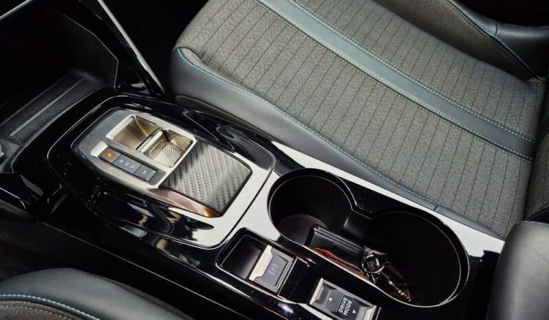 Peugeot 2008 EAT8 Serwis Światła Full Led Pół Skóra i-Cockpit 3d Vat 23 Gwarancja full