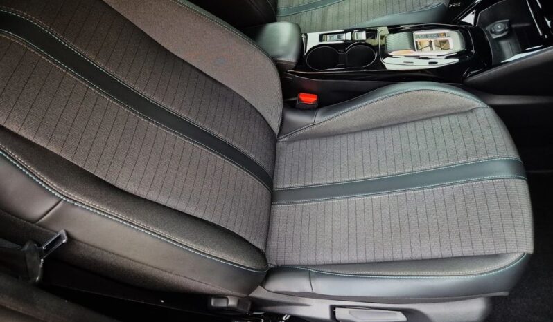 Peugeot 2008 EAT8 Serwis Światła Full Led Pół Skóra i-Cockpit 3d Vat 23 Gwarancja full