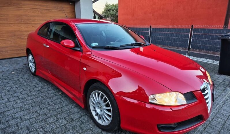Alfa Romeo GT full