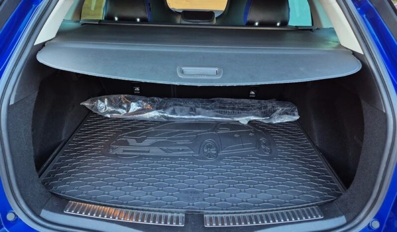 Renault Megane ENERGY TCe 205 EDC GT full