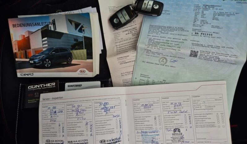 Kia Ceed Lift Serwis Xenon Nawi Kamera Panorama Alcantara 2 kpl. Alu Gwar full