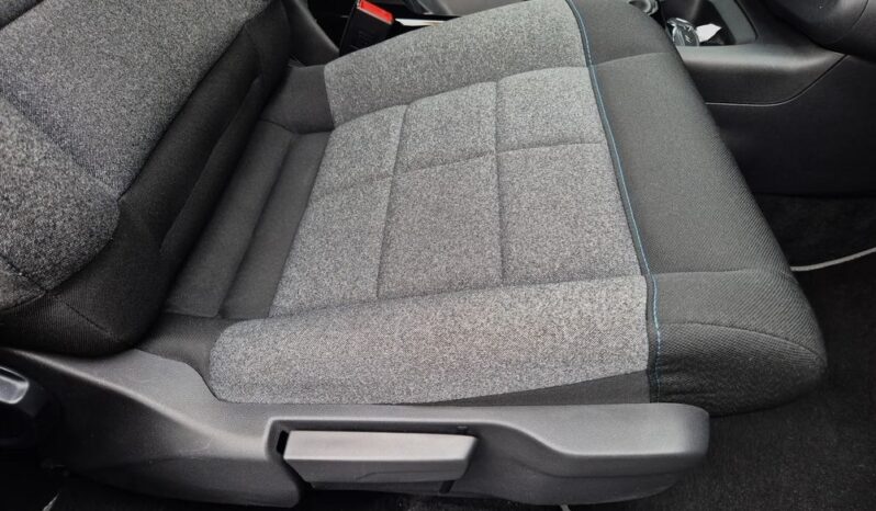 Citroën C4 Cactus Nawigacja Kamera Android/ Apple Led Klimatronik Czujniki Alu Gwarancja full