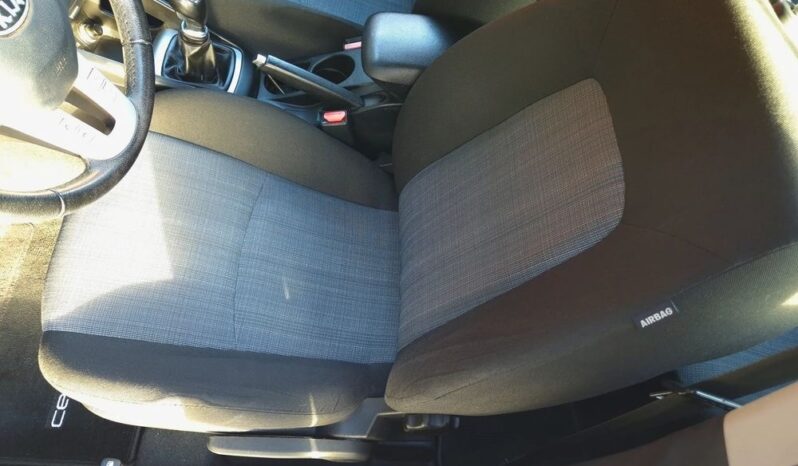 Kia Ceed full