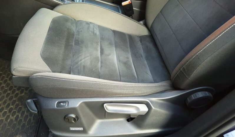 Volkswagen Golf Sportsvan Super Stan Serwis Xenon Panorama Kamera Nawi Android Apple Car full