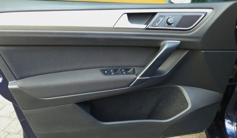 Volkswagen Golf Sportsvan Super Stan Serwis Xenon Panorama Kamera Nawi Android Apple Car full