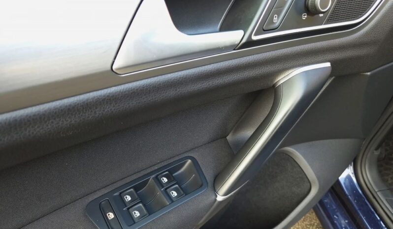 Volkswagen Golf Sportsvan Super Stan Serwis Xenon Panorama Kamera Nawi Android Apple Car full