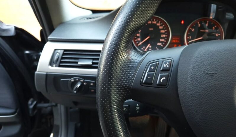 BMW Seria 3 258KM Xenon Nawi Professional Pół Śkóra Tempomat ACC Klimatronik full