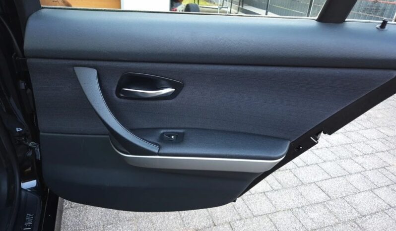 BMW Seria 3 258KM Xenon Nawi Professional Pół Śkóra Tempomat ACC Klimatronik full