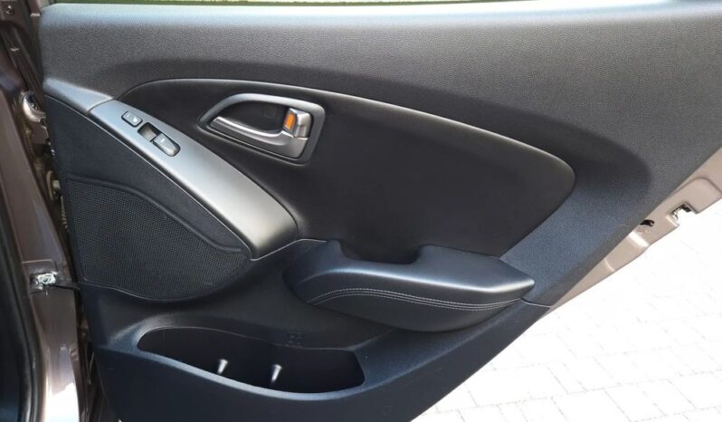 Hyundai ix35 Super Stan Nawigacja Android/Apple Led Pół skóra 4x Grzane Fotele full