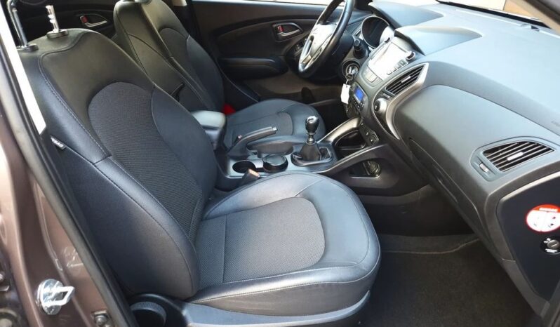 Hyundai ix35 Super Stan Nawigacja Android/Apple Led Pół skóra 4x Grzane Fotele full