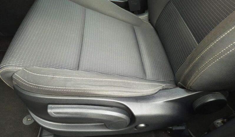 Kia Sportage 1 wł. B.D. Stan Nawigacja Kamera Grzane Fotele Znaki 2kpl. kół full