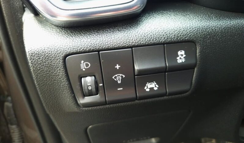 Kia Sportage 1 wł. B.D. Stan Nawigacja Kamera Grzane Fotele Znaki 2kpl. kół full