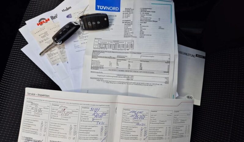 Kia Sportage 1 wł. B.D. Stan Nawigacja Kamera Grzane Fotele Znaki 2kpl. kół full