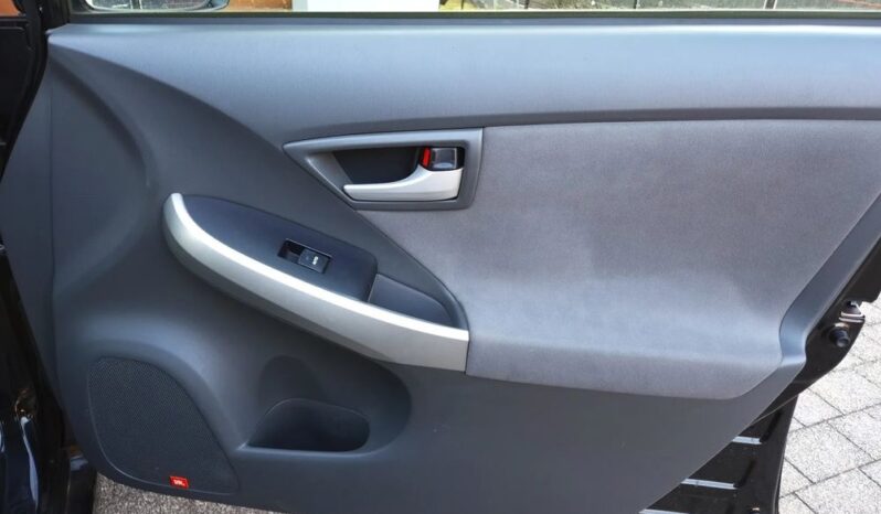 Toyota Prius JBL Sound Solar/Szyberdach Head Up Klimatronik na pilota full