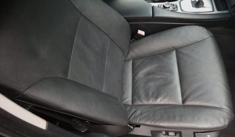 BMW Seria 5 530d Sport-Aut full
