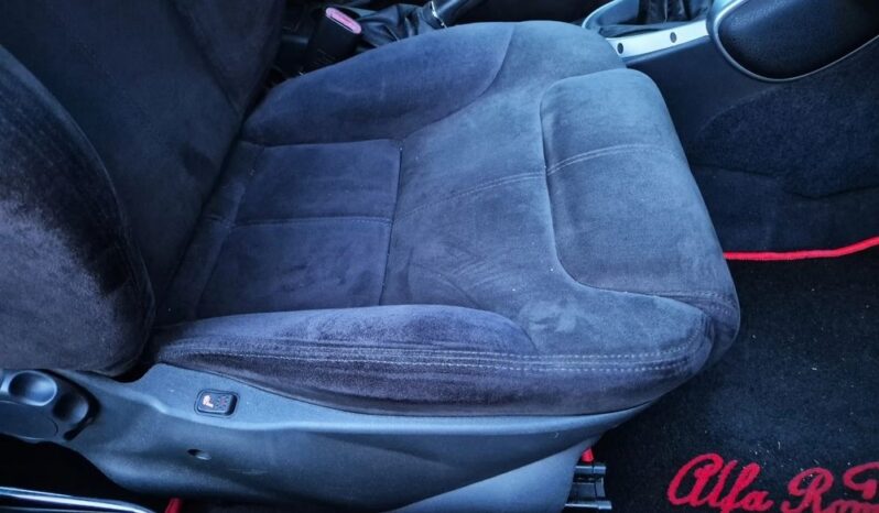 Alfa Romeo GT full