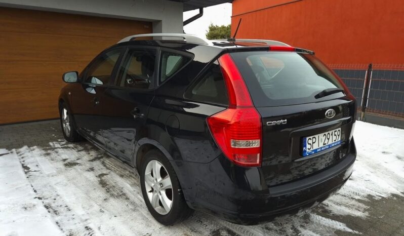 Kia Ceed full
