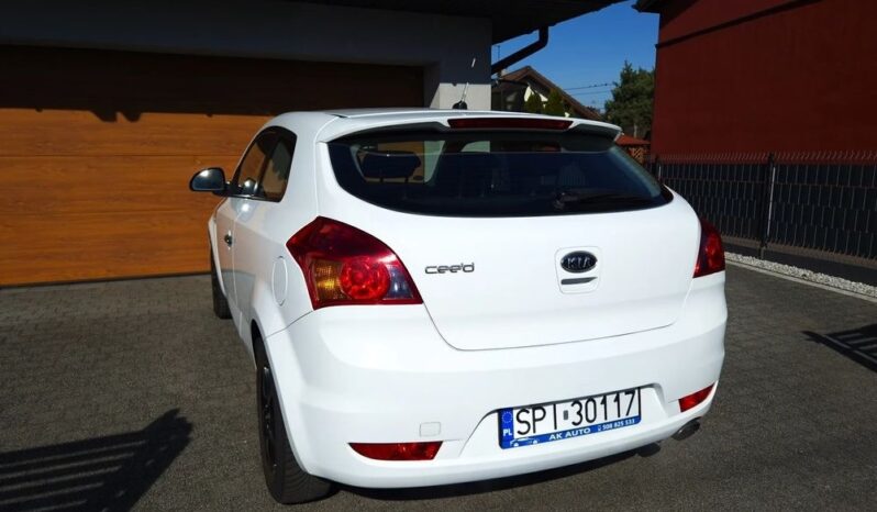Kia ProCeed 1.6 CVVT LX full